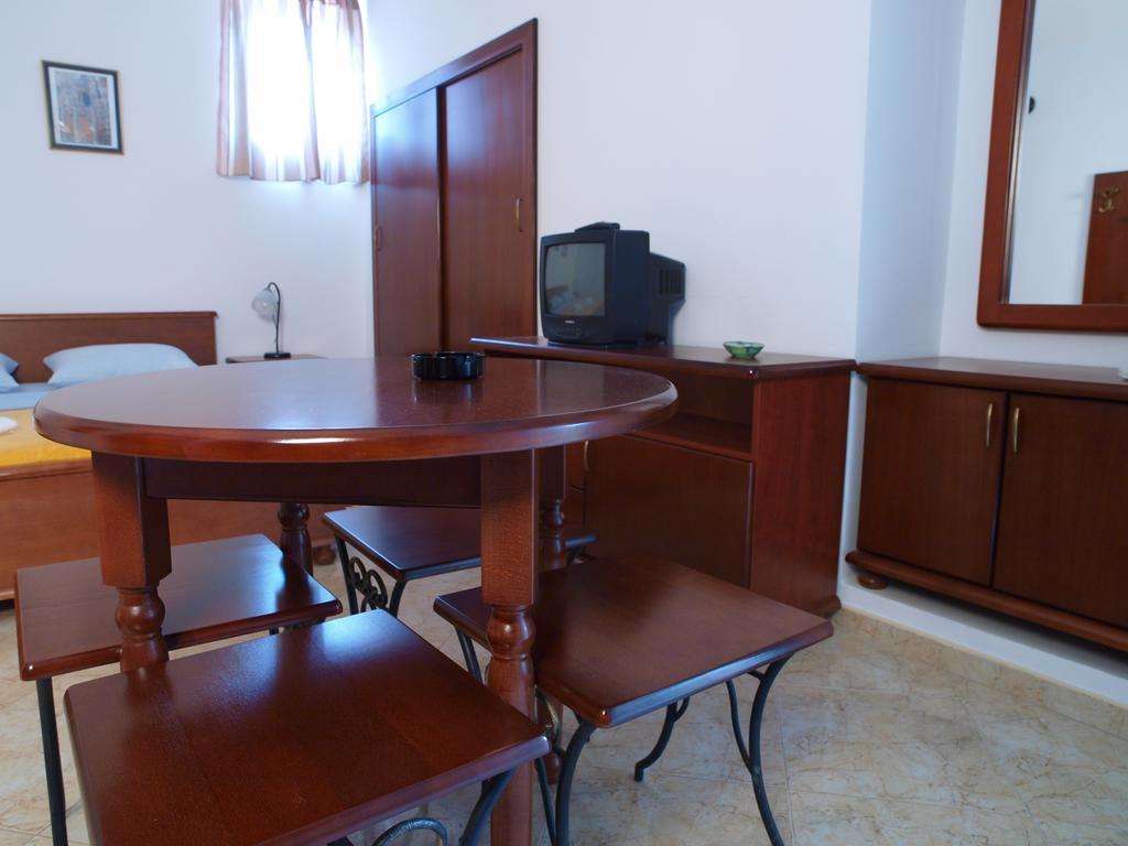 Apartments Obala Dragovic Petrovac Værelse billede