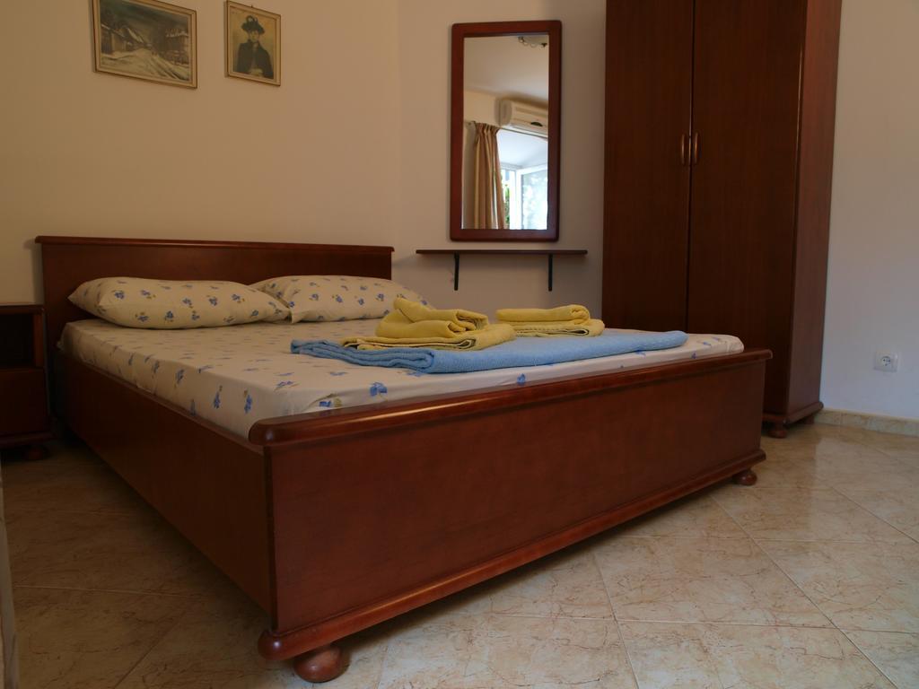 Apartments Obala Dragovic Petrovac Værelse billede