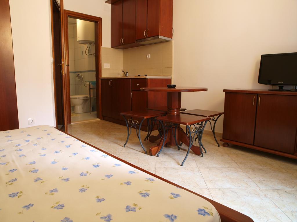 Apartments Obala Dragovic Petrovac Værelse billede